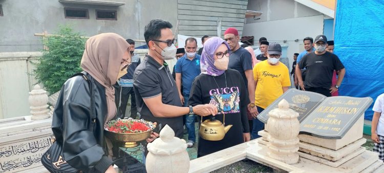 Makna Ziarah Dijadikan Walikota-Istri Spirit Spiritual. Rahmad: Ada Nazar dan Dekatkan Diri pada Allah