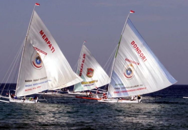 Festival Sandeq Race 2022 Jadi Momentum Pesta Rakyat Balikpapan. 34 Perahu Berlayar dari Sulbar dan Finish di Pantai Manggar