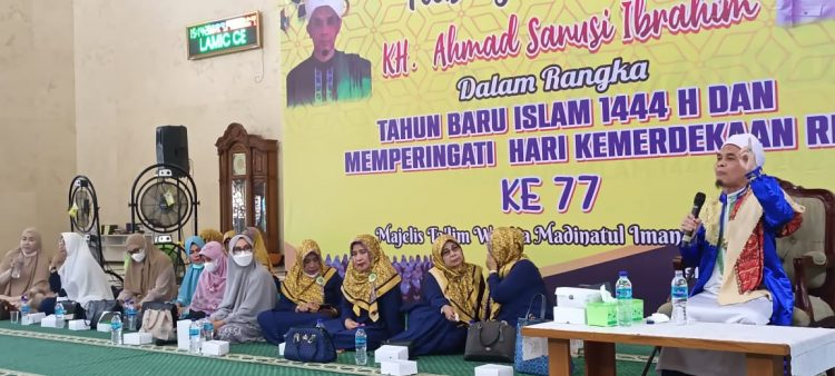 Guru Jaro Doakan Walikota dan Warga Balikpapan. Sebut Makna 17 Agustus dan 17 Rekaat Salat Bukan Kebetulan