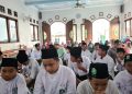 10 Muharram, Ponpes Al-Hamidiyah Santuni Ratusan Anak Yatim. KH Musleh: Kami Gelar Lebaran Anak Yatim Meriahkan Muharram
