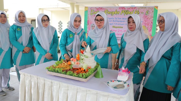 Istri Walikota Apresiasi MTW BIC Dukung Pembangunan. Hj Darliana: Rajut Terus Silaturahmi Antarmajelis Taklim