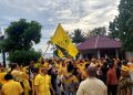 Ratusan Kader Golkar Kuningkan Gedung KPU. Rahmad Ingatkan Berpolitik Santun, Profesional dan Menjaga Keamanan