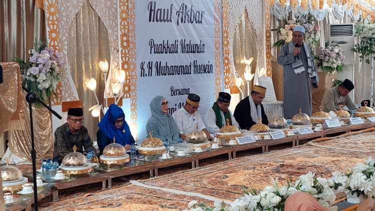 Bani Mas’ud Haul Akbar di Malunda. Ingat Perjuangan Almarhum. Mengenang Ulama Besar Pukkali Malunda KH Husein