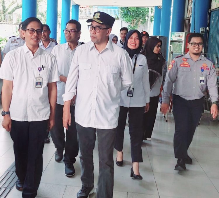 Menhub Coba Mobil Listrik Kalista-Sinar Jaya. Tinjau Jalur ART dan Lokasi Bandara VVIP di IKN