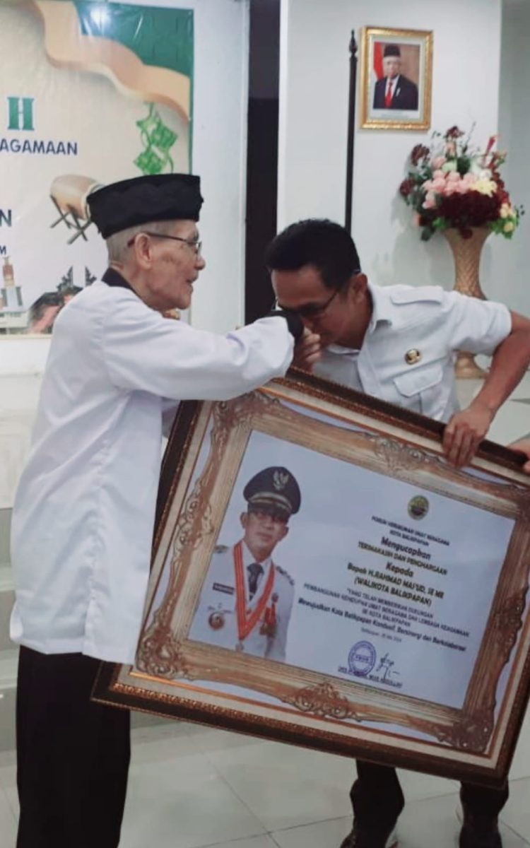 FKUB Apresiasi Walikota, Mampu Jaga Kerukunan Umat Beragama. Walikota: Kita Beda Akidah tapi Saudara sebagai Anak Bangsa