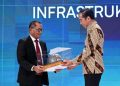 Gapensi Beri Penghargaan Jokowi Bapak Konstruksi Indonesia. Refleksi 10 Tahun Jokowi Bidang Konstruksi dan Investasi