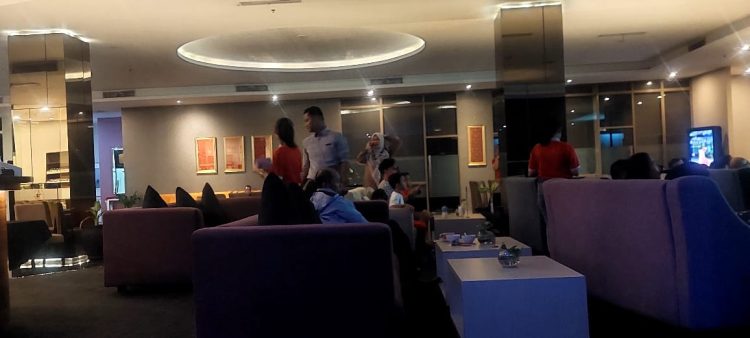 Lawan China Gembira, Bertemu Jepang Meradang. Serunya Nobar di Platinum Hotel Balikpapan