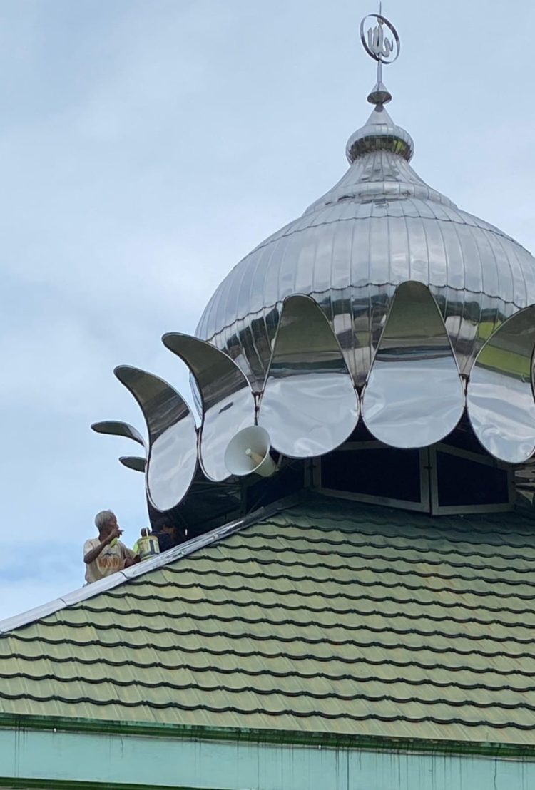 Spontan Ibadah untuk Raih Jariyah. Repainting Masjid, Konsepnya 3K