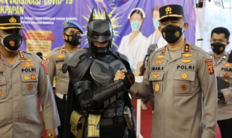 Ditemani Batman, Kapolda-Wakapolda Pantau Vaksinasi Anak. Imam: PTM 100 Persen Agar Segera Dilaksanakan