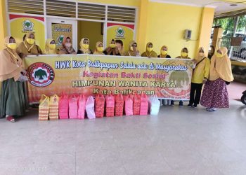 HWK Balikpapan Bagi Masker dan Sedekah di Jumat Berkah. Ratusan Snack Dibagi, Juga 41 Masker