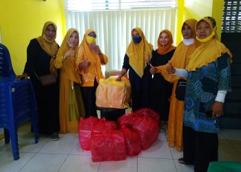 Ramadan, Golkar Berbagi Sedekah Sebulan Penuh. HWK, IIPG, Fraksi, Pengurus Didukung Tim KSP Ikut Bagi Takjil