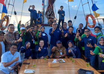 Sensasi Berlayar dengan Kapal Pinisi: Nikmati Kuliner, Musik sampai Sunset. Abdul Majid: Destinasi Wisata Bahari, Dukung Pariwisata