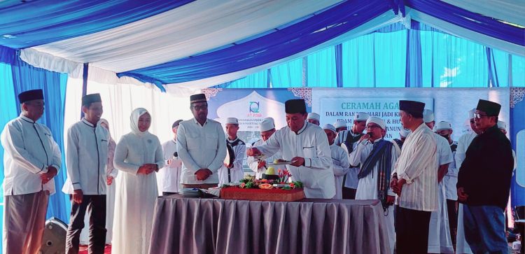 Pegawai PDAM Diingatkan Rezeki Cari Berkah Bukan Jumlah. Ultah ke-46 PDAM dan 2 PTMB Serahkan 158 Bingkisan