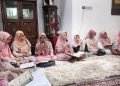 Pengurus MTW Madinatul Iman Qatam Alquran. Dirangkai Silaturahmi Idul Fitri, Di-Support Istri Walikota