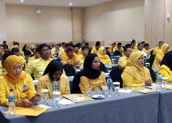 Sore Ini, 45 Bacaleg Partai Golkar Didaftarkan ke KPU. Optimistis 18 Kursi, Maksimal Setengah Parlemen