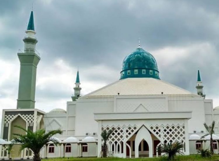 Sound System dan Karpet Islamic Centre Dibenahi. Salat Idul Adha, Bawa Infaq Terbaik Jamaah