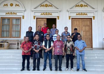 Balikpapan-Sulbar  Perkuat Pasokan Ekonomi untuk Warga. Peringatan Maulid dan Khatam Quran Ada Tradisi Pattuduq