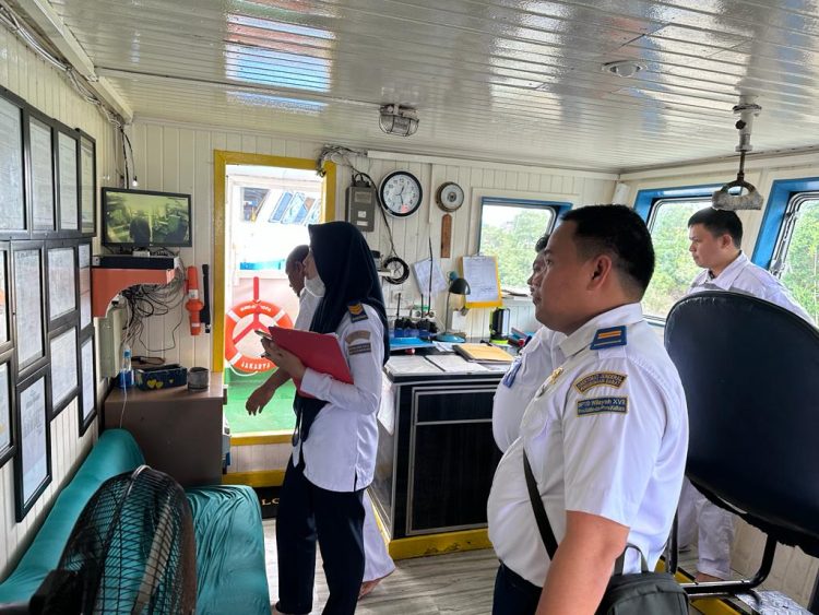 Jelang Nataru, BPTD Kaltim Ramp Check Kapal di Kariangau. Bepen: Semua untuk Rasa Aman, Nyaman dan Selamat