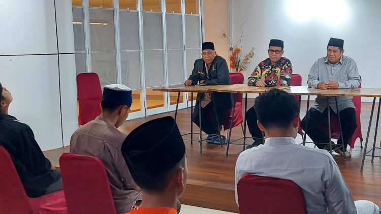 LPTQ Balikpapan Beri Spirit Puluhan Peserta MTQ. 27-30 Desember Ikuti Seleksi MTQN di Asrama Haji