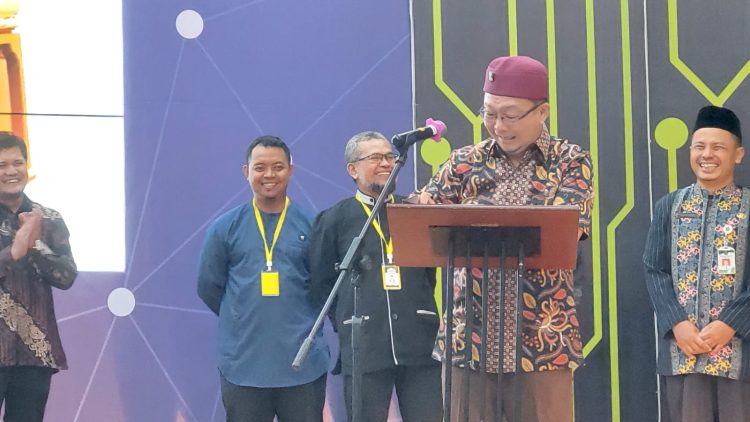 PITI Balikpapan MoU Pembinaan Mualaf. Bersama 18 Lembaga, Bentuk Badan Mualaf. Helm Dilelang Rp9 Juta