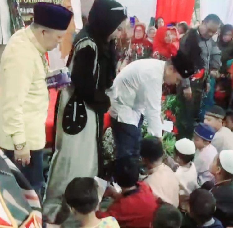 Mabes LMP Santuni Ratusan Anak Yatim. Arsyad Cannu Doakan Warga Jatim dan Indonesia Aman