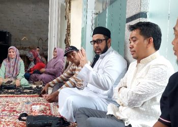 Alwi-Istri Sampaikan Maaf Lahir Batin ke Warga. Habib Alwi: Jangan Pelit Biarkan Tamu Silaturahmi