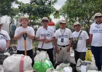 Setengah Ton Sampah Dikumpulkan Karyawan ASDP. Christoper: Edukasi ‘Laut Bukan Tempat Sampah’ ke Masyarakat