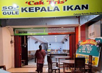 Gulai Kepala Ikan Cak Tris, Favorit dan Langganan Pejabat. Bisa Take Away, Ada Sop Buntut dan Ayam Lodho