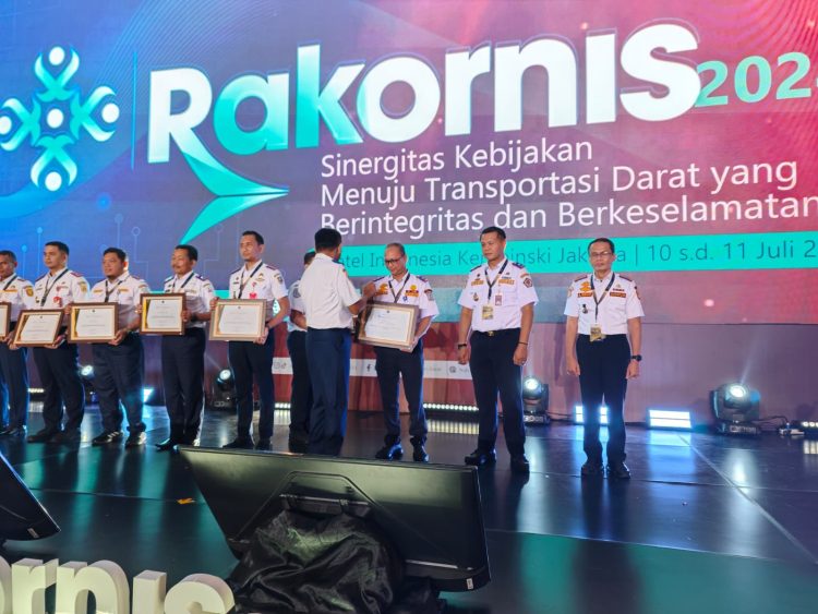 Menyala! Dishub Balikpapan Raih Terbaik I dari Kemenhub. Inovasi Layanan KIR Digital, BPTD Kaltim Apresiasi Sinergi
