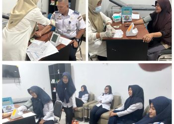 Sehat Semua, Hanya Ada yang Perlu ‘Kasih Sayang’. Pegawai BPTD Kaltim dan Warga Periksa PTM