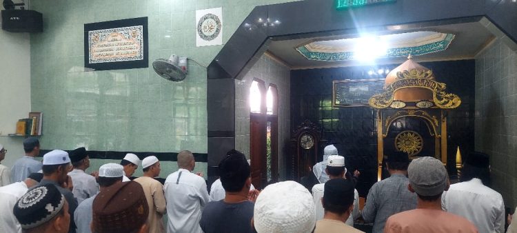 Meninggal 836 Orang, Masjid Asy-Syifa Gelar Salat Ghaib. Musibah Banjir Bandang Sumatera-Aceh