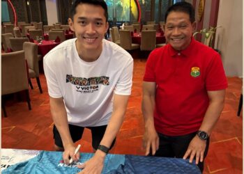 Jojo ‘Sign Jersey’ Suhud-Soegianto. Milik Penggemar Ada 50 Jersey Ditandatangani